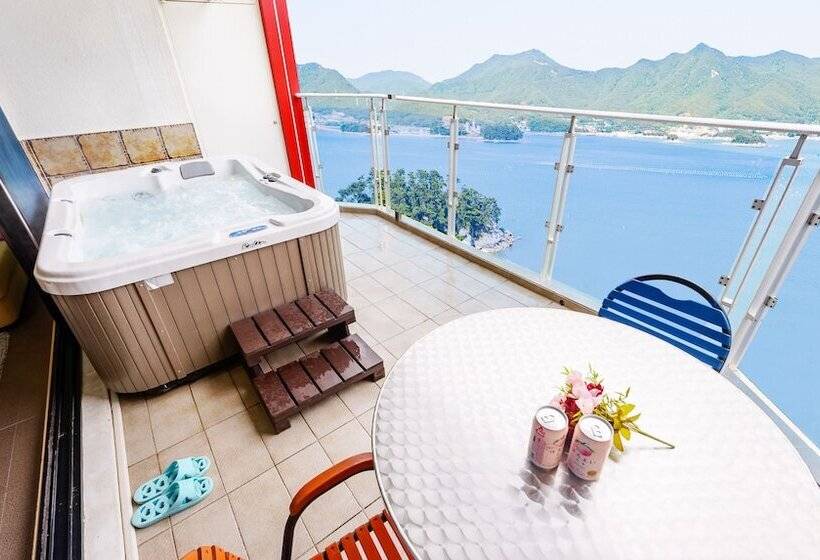 Tongyeong Honey Spa Pension