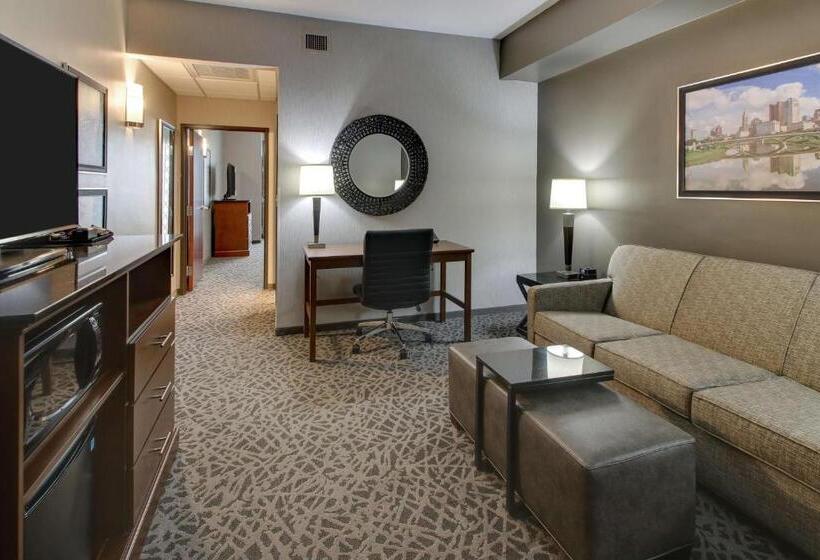 Drury Plaza Hotel Savannah Pooler