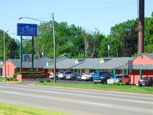 호텔 A Victory Inn And Suites Detroit