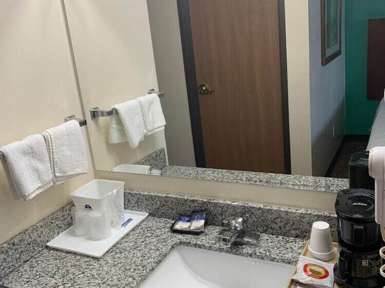 酒店 Americas Best Value Inn Gaylord