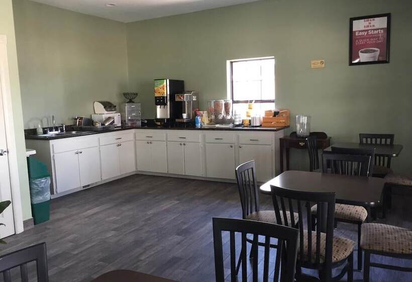 בית מלון כפרי Budget Inn Norman