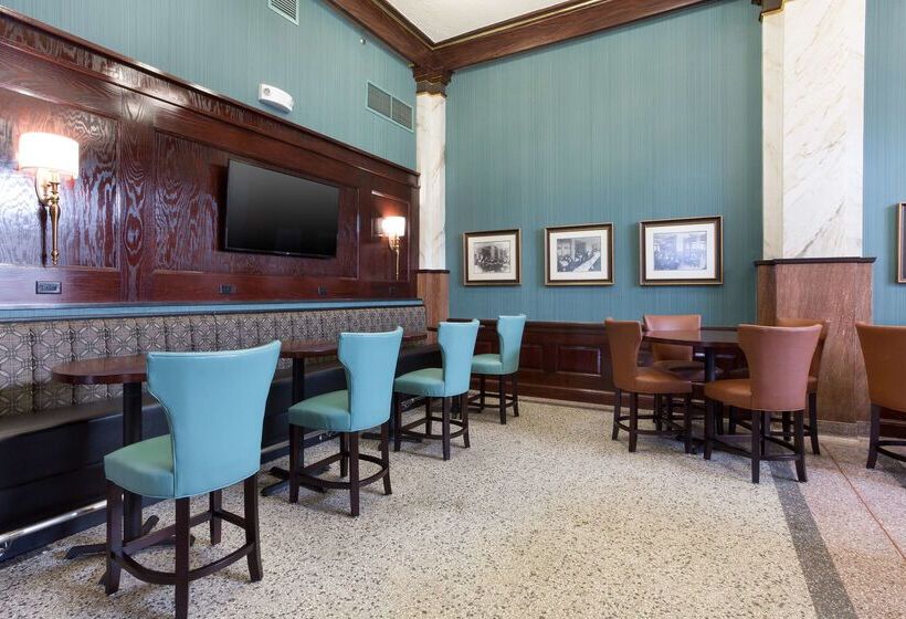 هتل Drury Inn And Suites St Louis Union Station