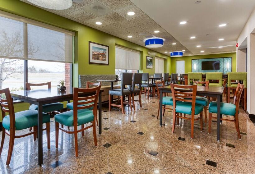 酒店 Heritage Inn & Suites St. Louis/fenton, Trademark By Wyndham
