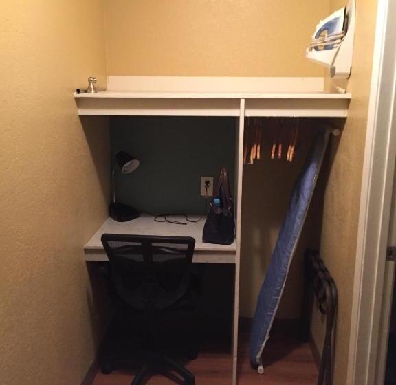فندق Avenida   Oceanside Camp Pendleton