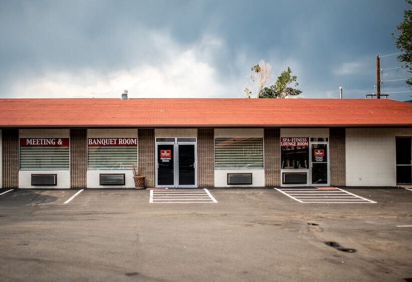 هتل Gateway Inn And Suites