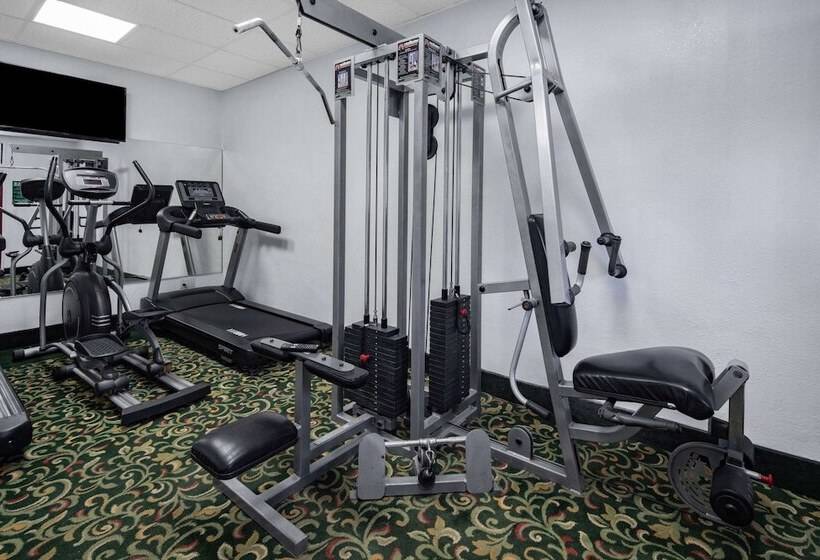 Super 8 By Wyndham San Diego Hotel Circle