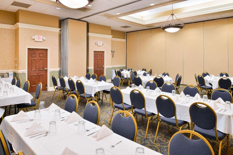 모텔 Quality Inn Dutch Inn