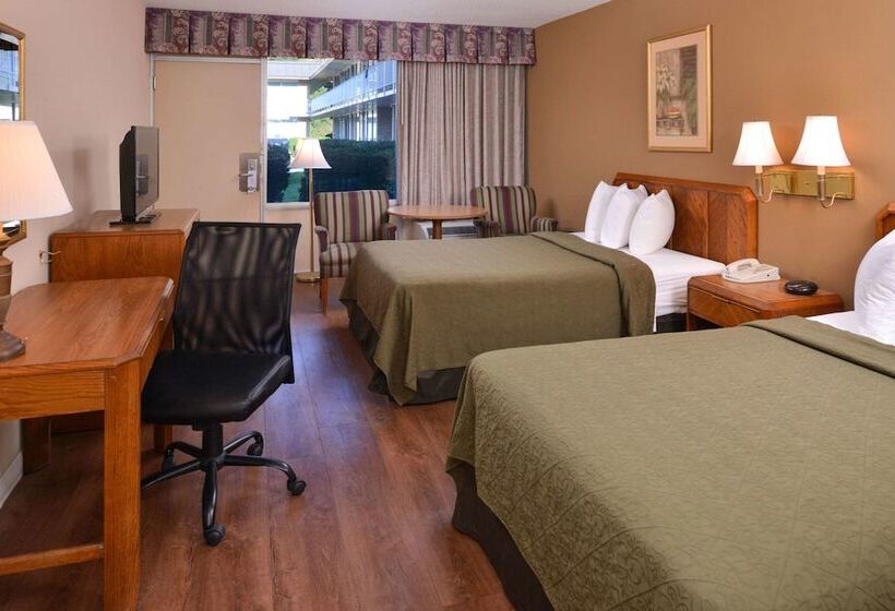 汽车旅馆  Quality Inn Dutch Inn