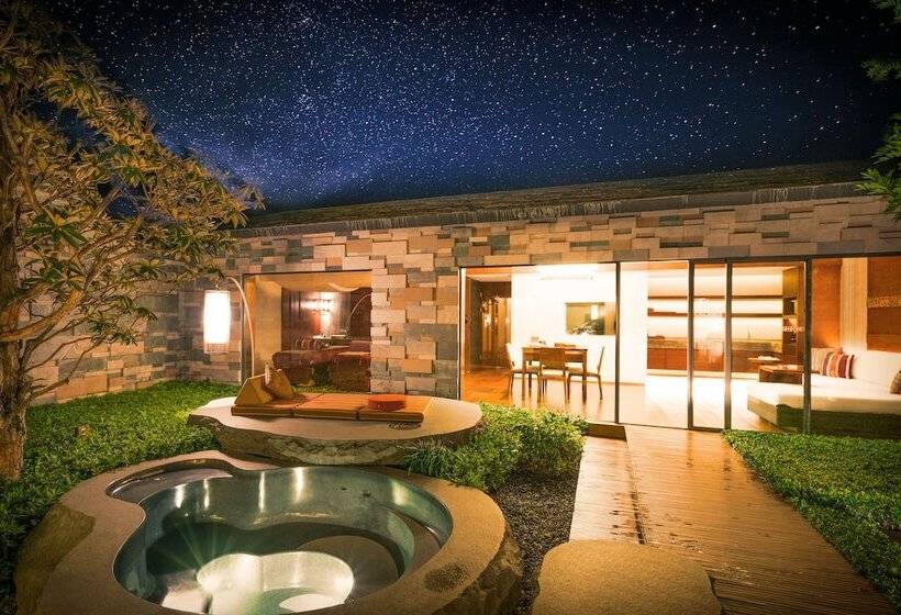 هتل The Lost Stone