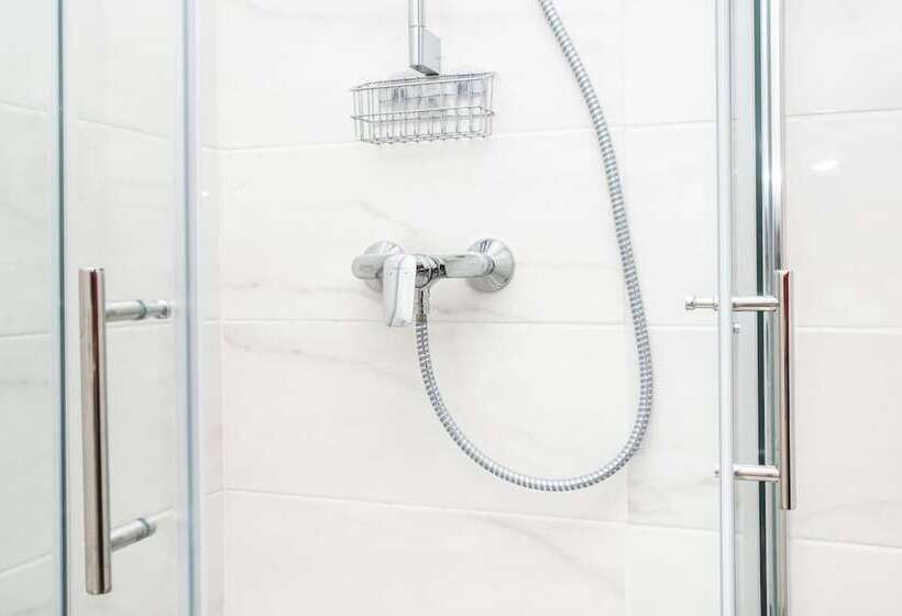 پانسیون Bishop S Palace