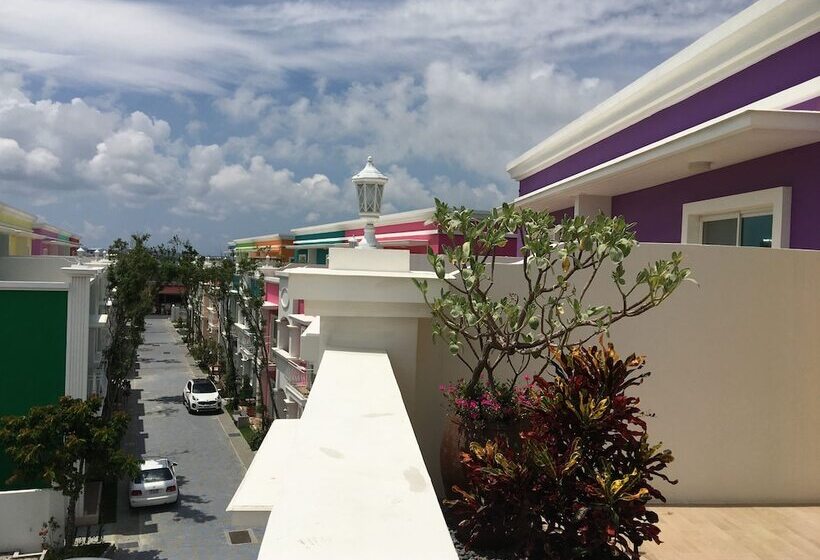 پانسیون Burano Yellow Villa