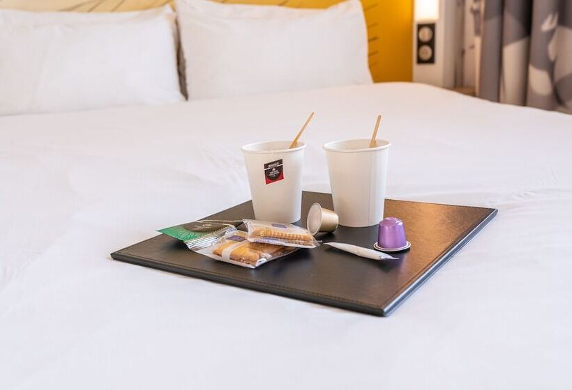 B&b Hotel Massy Gare Tgv