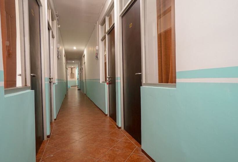 هتل Oyo 1844 Bravo Residence