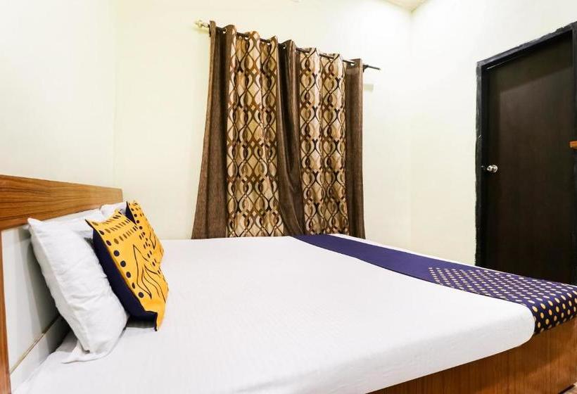 فندق Spot On 62824  Gold Inn