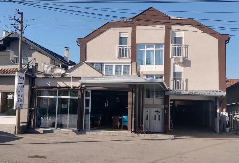 پانسیون Fine Suites