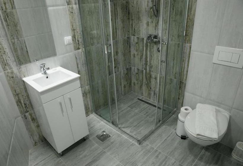 پانسیون Fine Suites