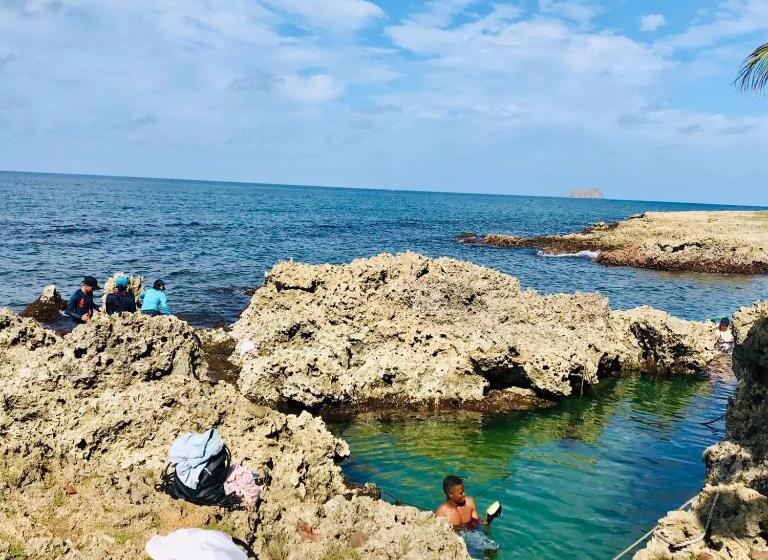 هاستل Hostal Doble Vista