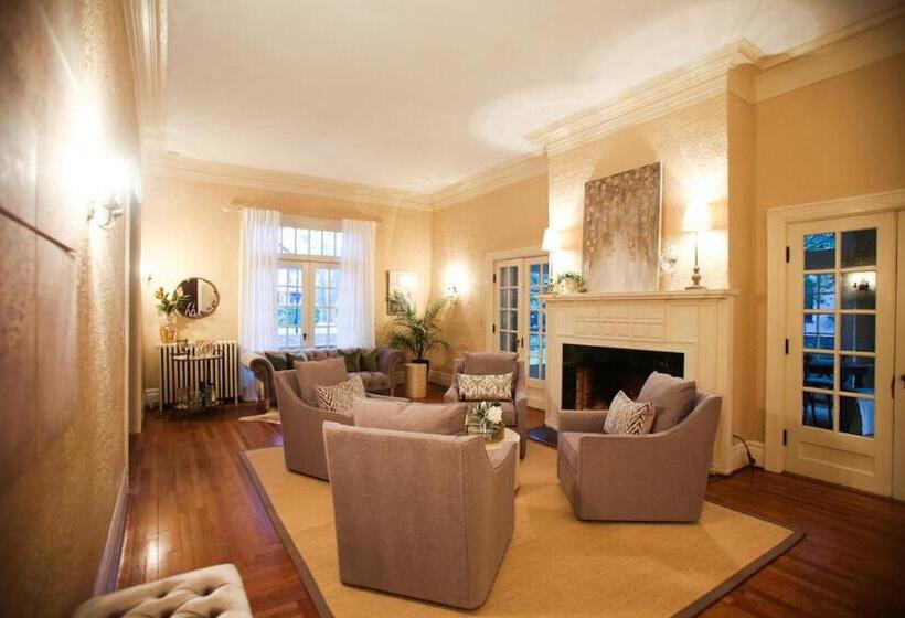 تختخواب و صبحانه The Pinner House
