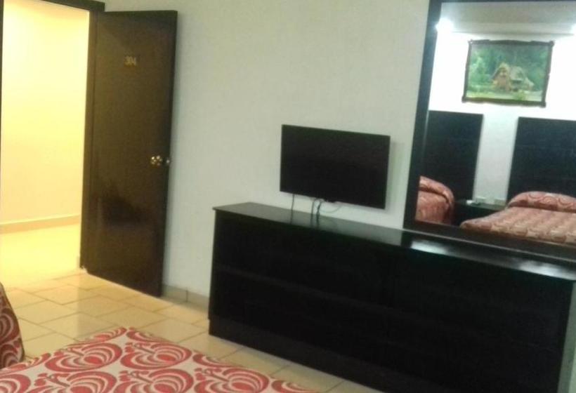 فندق Nieto Express