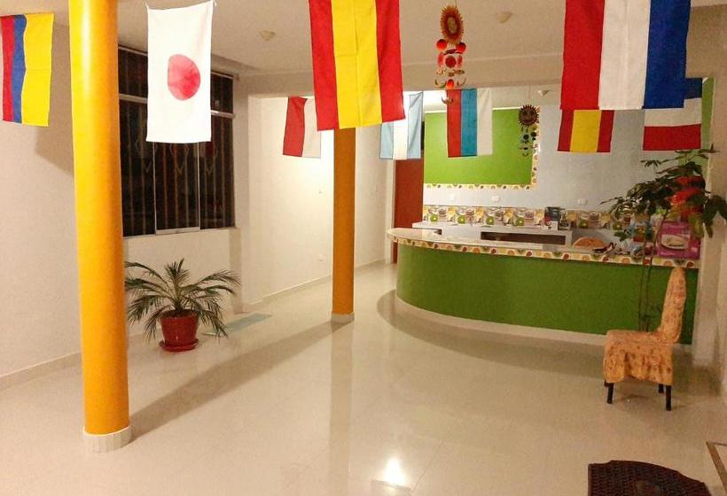 بنسيون Marlon's House Nasca