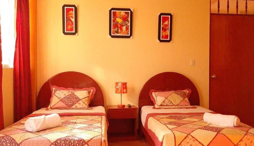 بنسيون Marlon's House Nasca