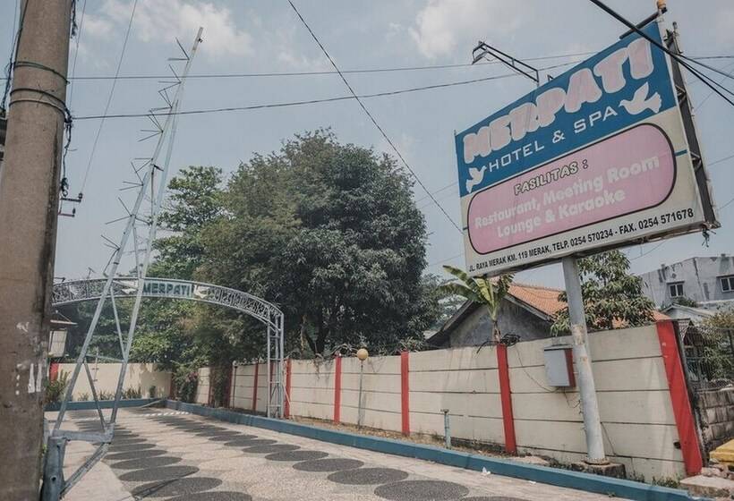 هتل Reddoorz Plus Near Pelabuhan Merak