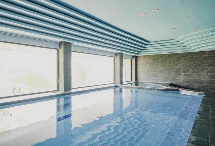 هتل Reddoorz Plus Near Pelabuhan Merak