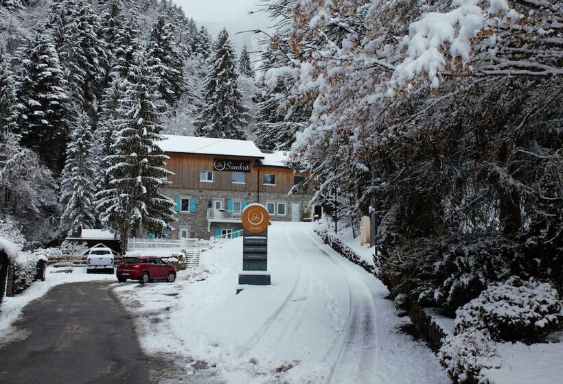 פנסיון Sanskriti