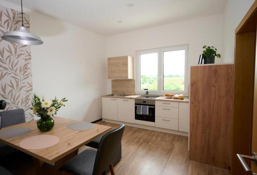 ベッドアンドブレックファースト Laudach Inn