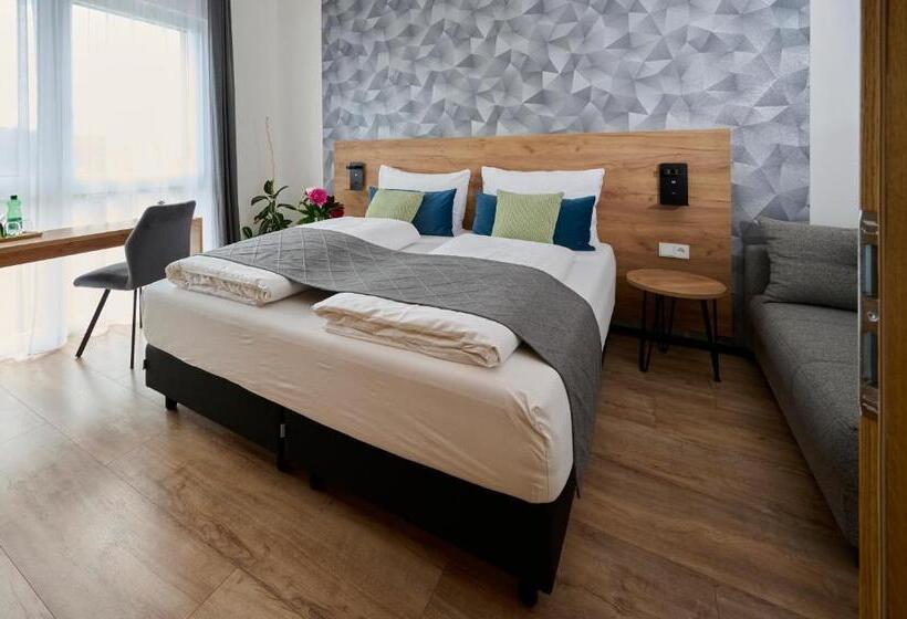 ベッドアンドブレックファースト Laudach Inn