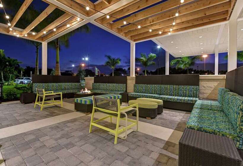 בית מלון כפרי Home2 Suites By Hilton West Palm Beach Airport, Fl