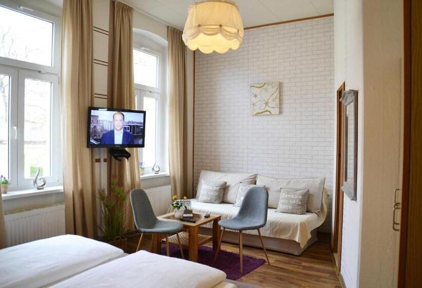 בית מלון כפרי Pension Zur Neiße