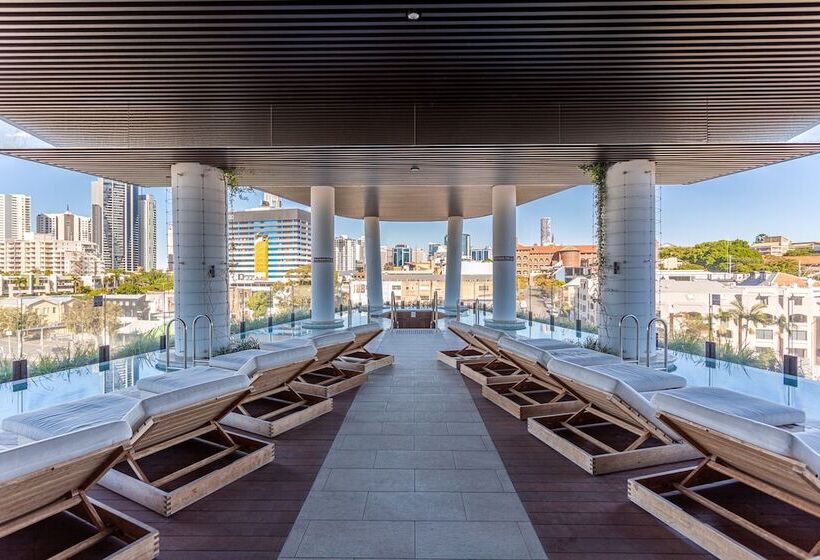 Fv By Serain Residences