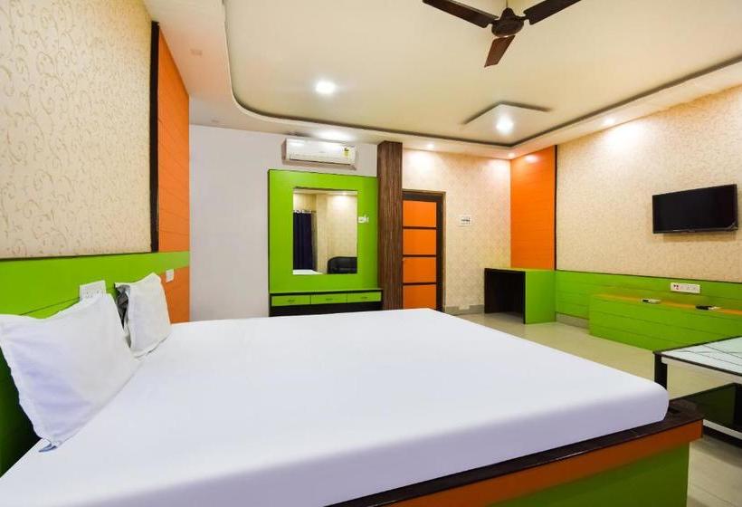 בית מלון כפרי Spot On 60915 Akash Guest House