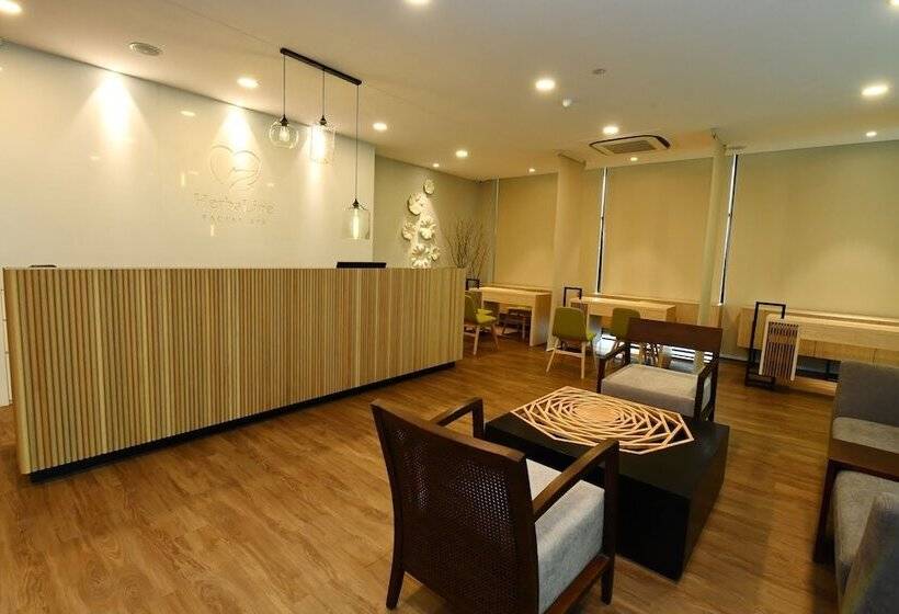 پانسیون Sojourn Guest House