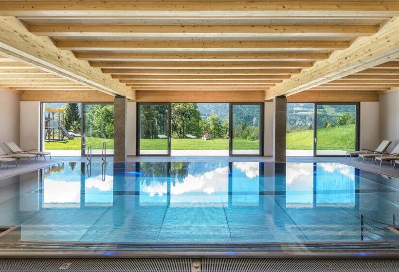 هتل Ramsi, Mein Familien