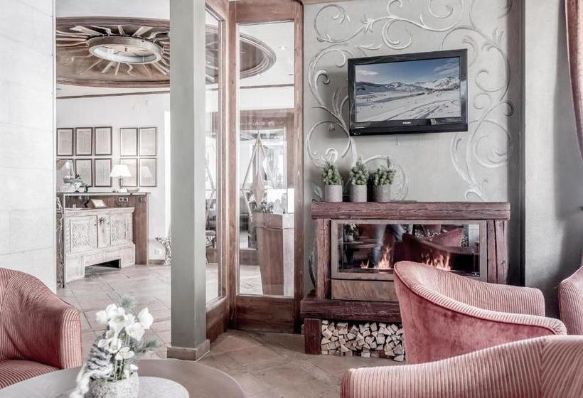 هتل Garni Caroline