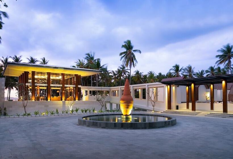 هتل The Kayana Beach Lombok