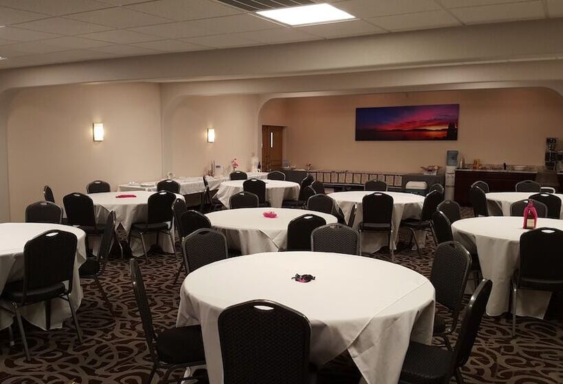 Best Western Edgewater Resort