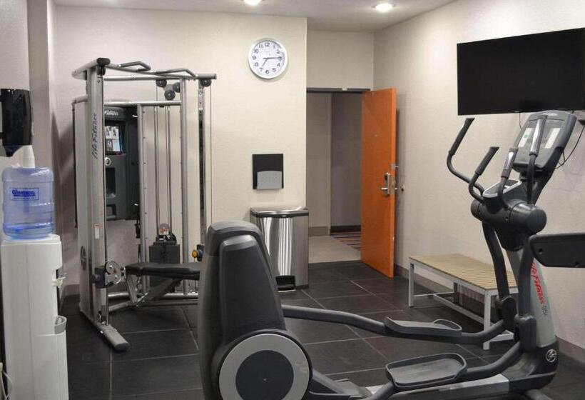 酒店 Country Inn & Suites By Radisson, Fairview Heights, Il