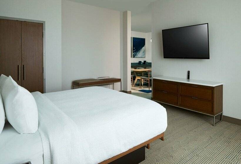 בית מלון כפרי Courtyard By Marriott Santa Barbara Downtown