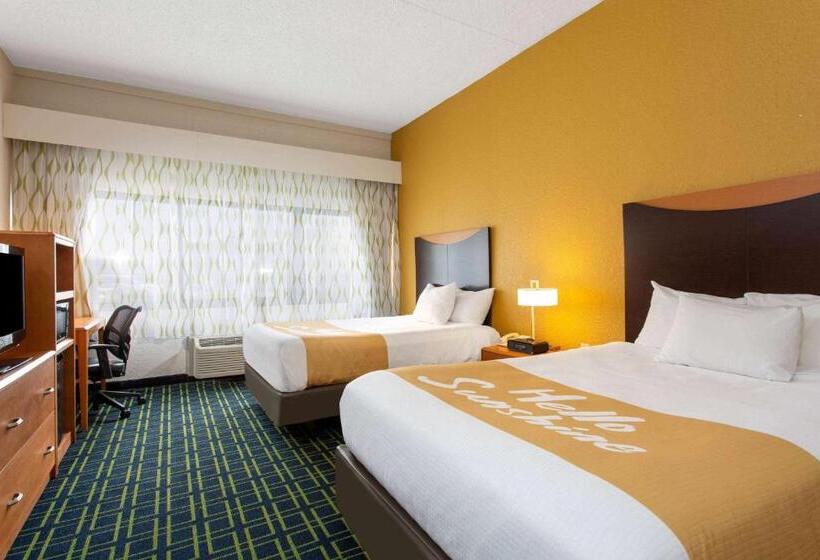 هتل Days Inn By Wyndham Absecon Atlantic City Area