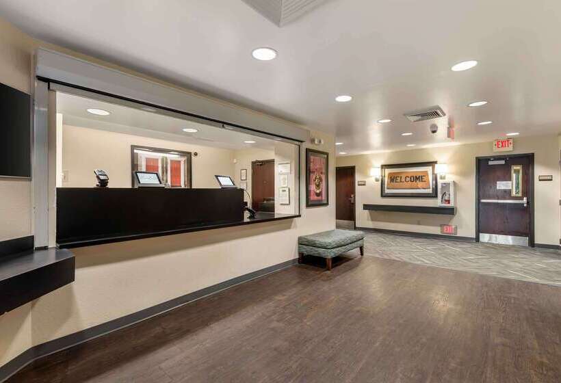 בית מלון כפרי Extended Stay America Select Suites  Minneapolis  Eden Prairie  Valley View Road