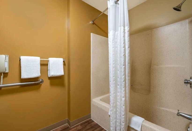 ホテル Suburban Studios Columbus North