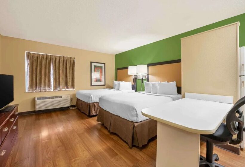 ホテル Suburban Studios Columbus North