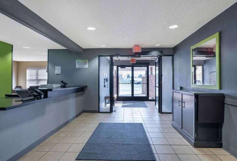 ホテル Suburban Studios Columbus North