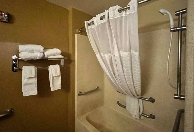 בית מלון כפרי Studio 6 Memphis, Tn – East Memphis