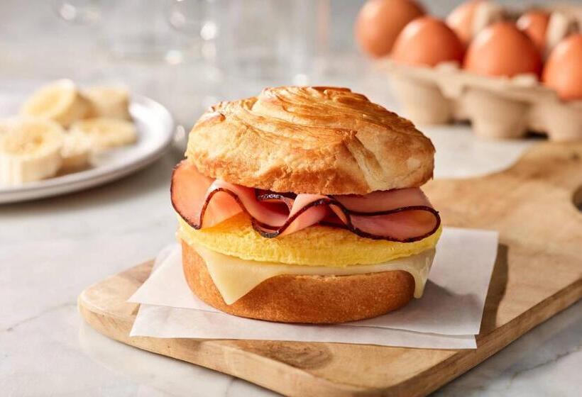 هتل Fairfield By Marriott Rochester Henrietta/university Area