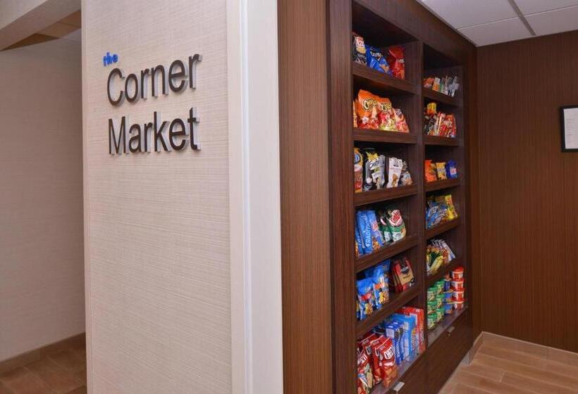 هتل Fairfield By Marriott Rochester Henrietta/university Area