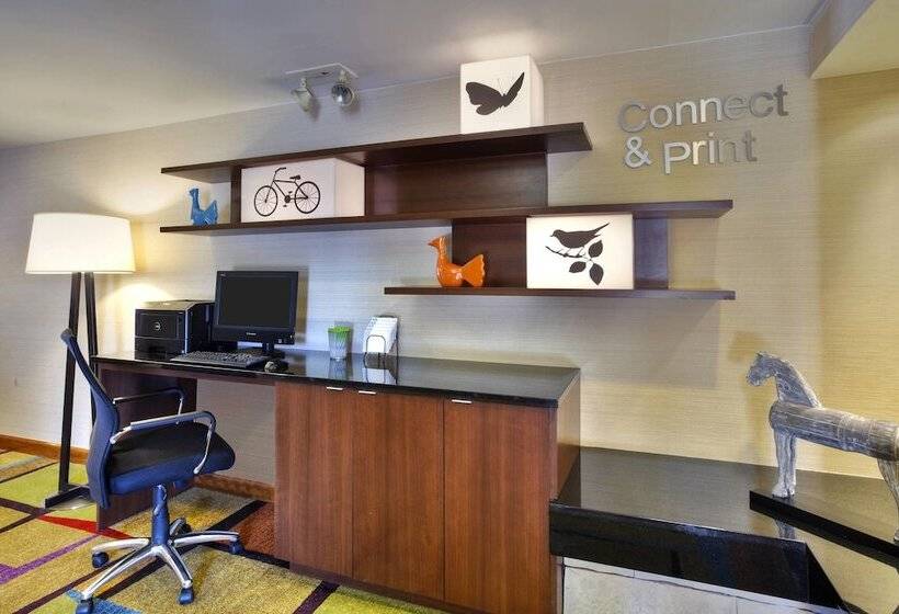 هتل Fairfield Inn Ann Arbor